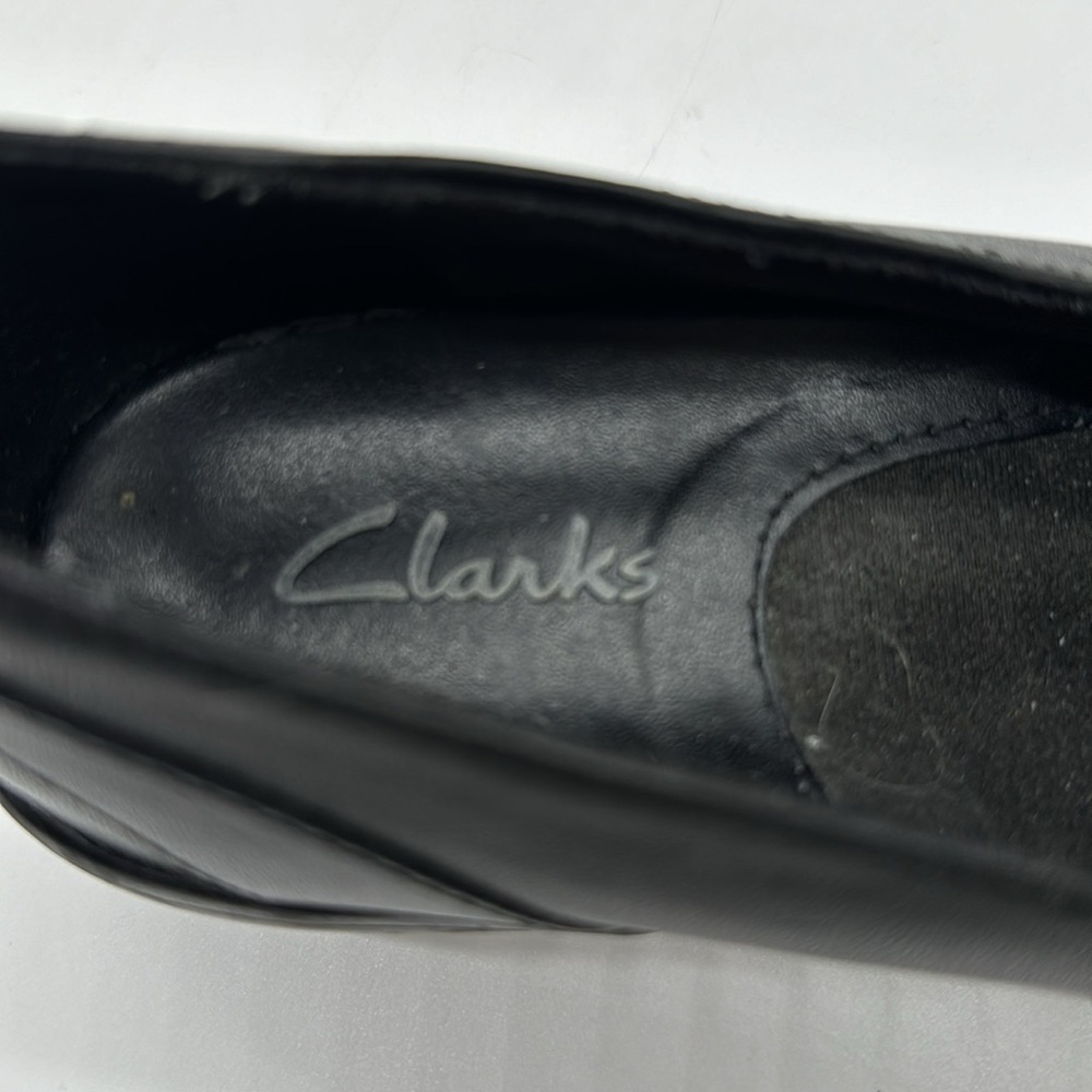 Clarks Black Leather Slip On Flat Loafers Size 7 BLO5924 - Picture 6 of 7